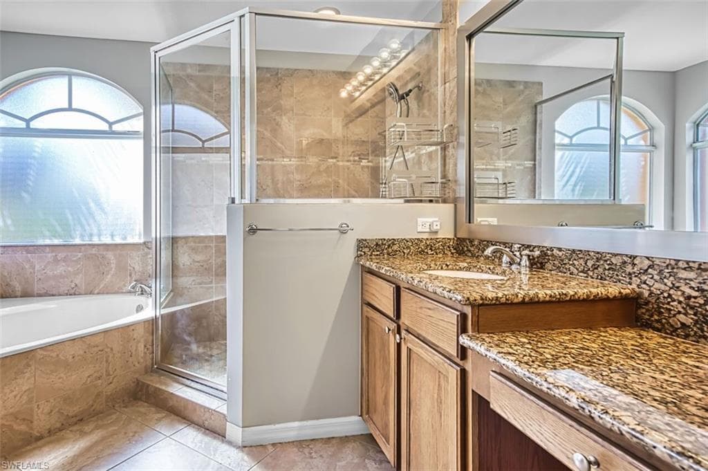 8306 Sumner AVE-37