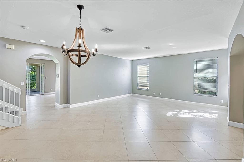 8306 Sumner AVE-9