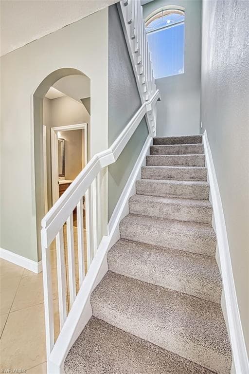 8306 Sumner AVE-28