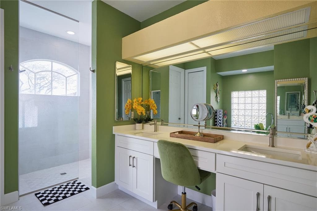 8500 Southwind Bay CIR, FORT MYERS FL 33908-19