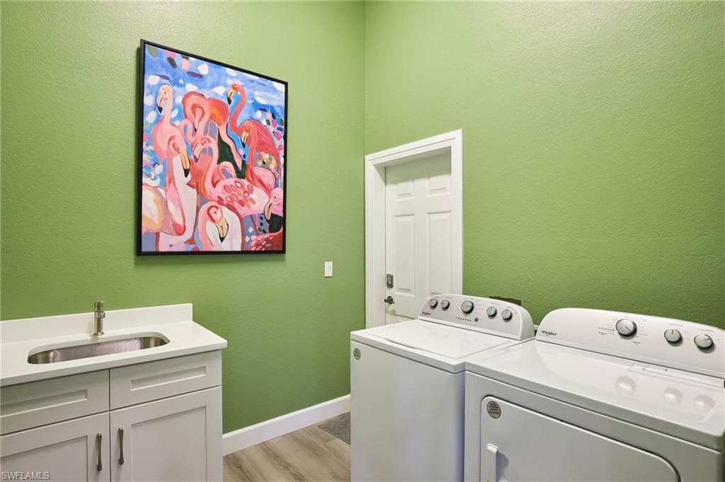 8500 Southwind Bay CIR, FORT MYERS FL 33908-28