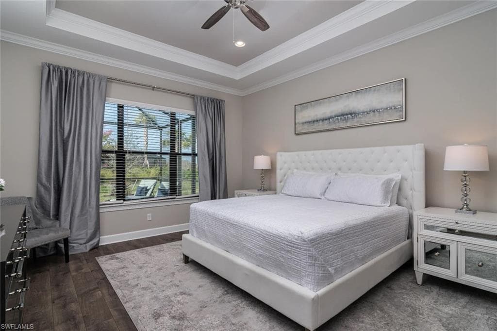 9451 Montelanico LOOP, NAPLES FL 34119-7