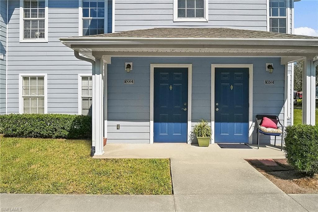 14890 Pleasant Bay LN # 3202, NAPLES FL 34119-17