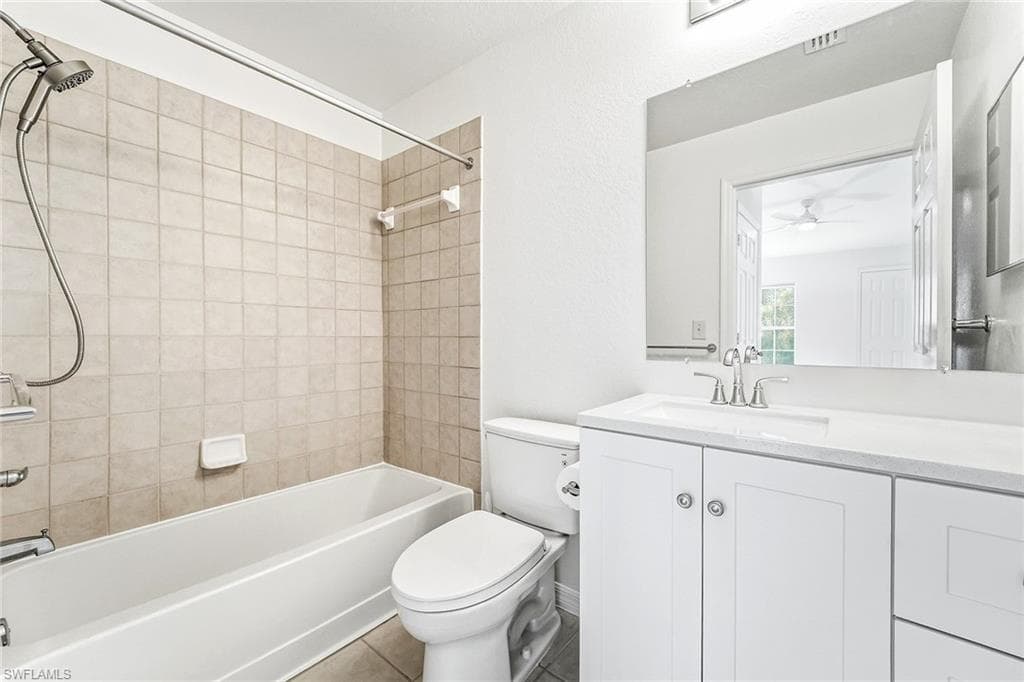 14890 Pleasant Bay LN # 3202, NAPLES FL 34119-14