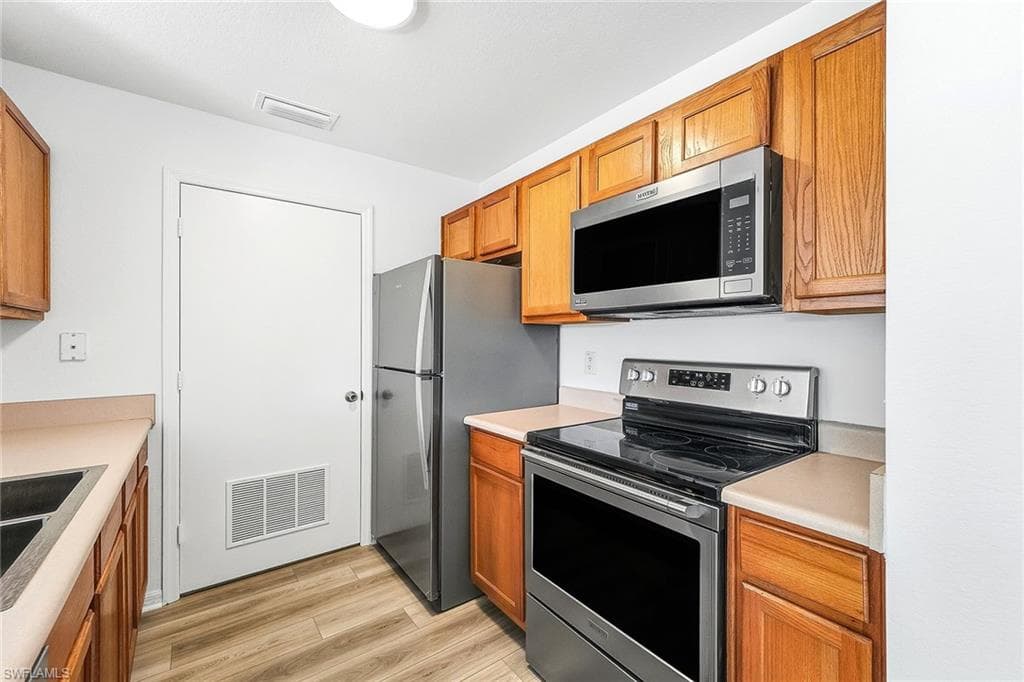 14890 Pleasant Bay LN # 3202, NAPLES FL 34119-3