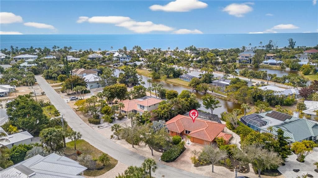 1065 Fish Crow RD, SANIBEL FL 33957-45