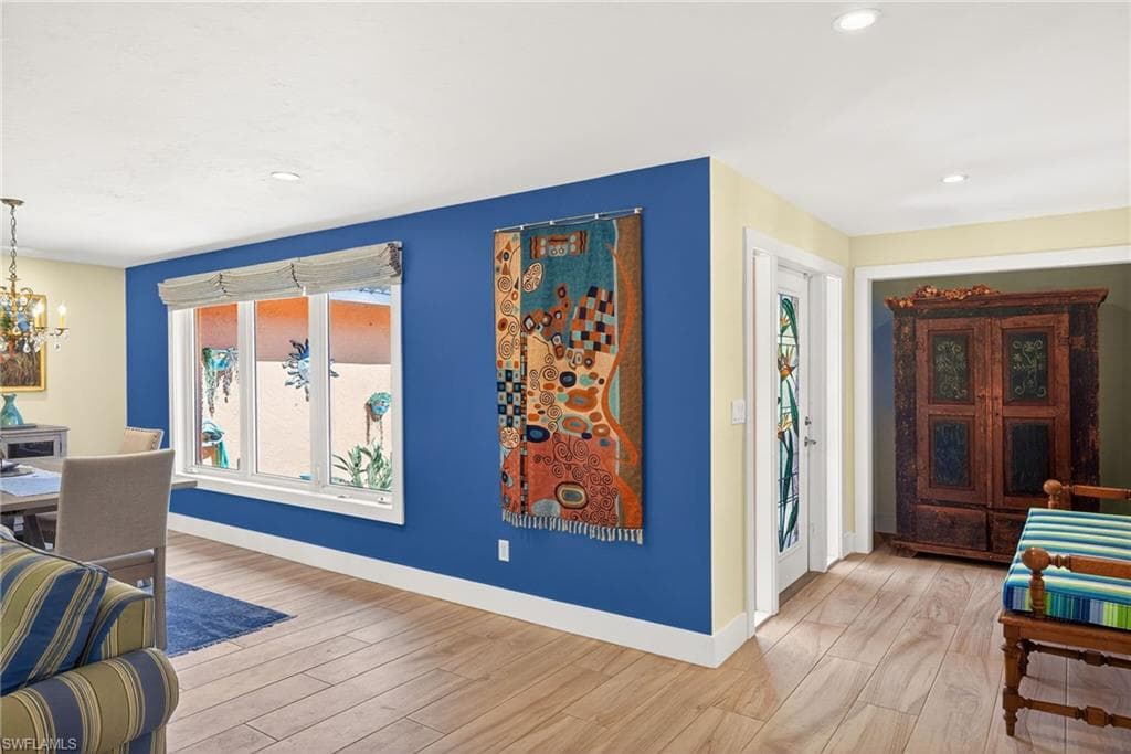 1065 Fish Crow RD, SANIBEL FL 33957-9