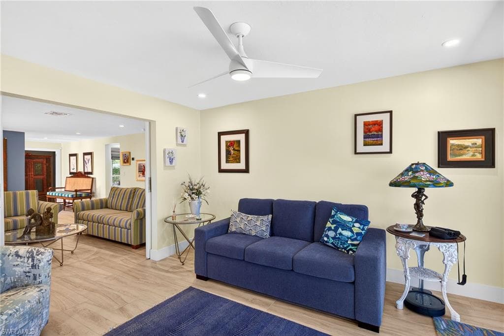 1065 Fish Crow RD, SANIBEL FL 33957-7