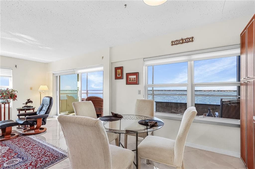 2350 W 1st ST 701-6