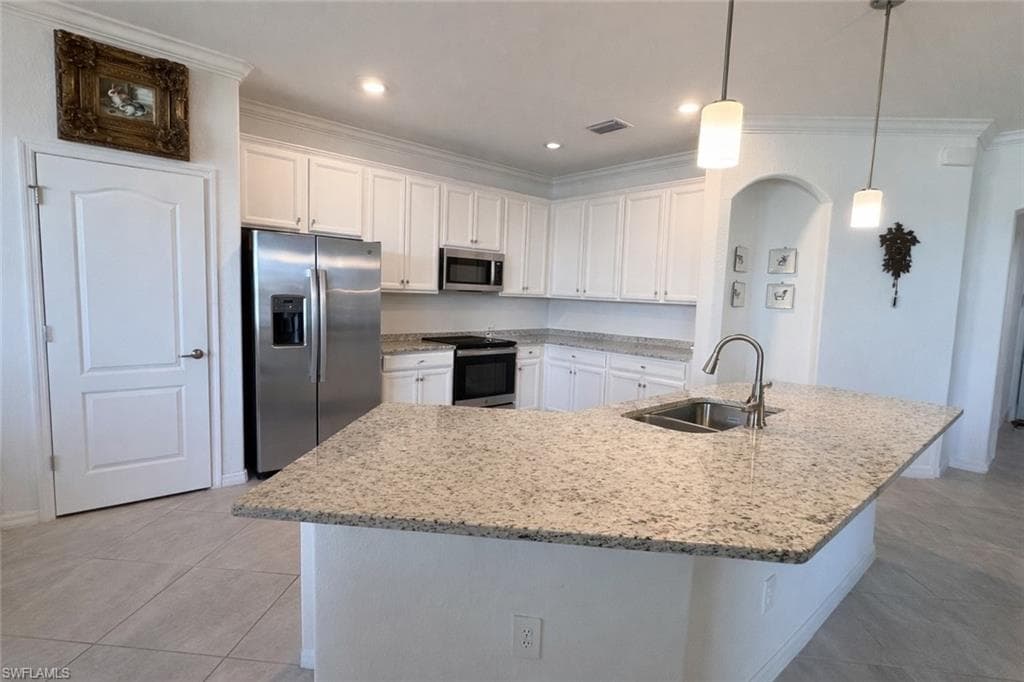 14745 Cantabria DR-4