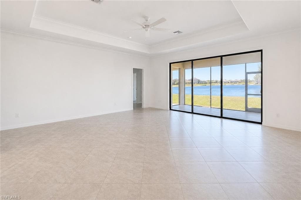 14745 Cantabria DR-8