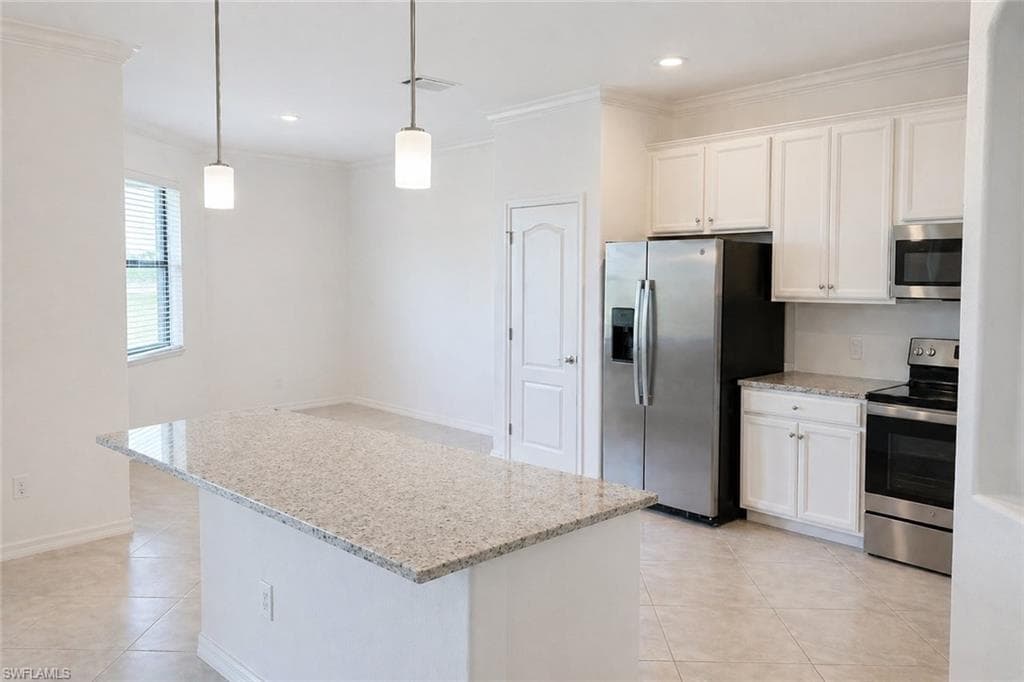 14745 Cantabria DR-3