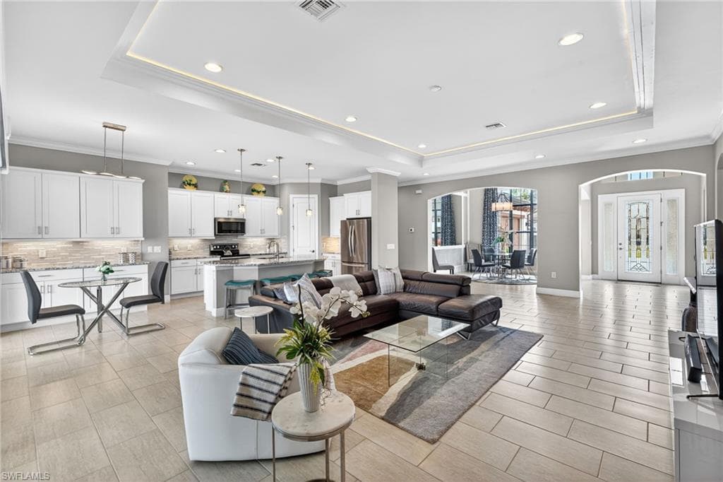 11910 White Stone DR, FORT MYERS FL 33913-6