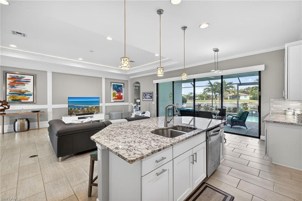 11910 White Stone DR, FORT MYERS FL 33913-14