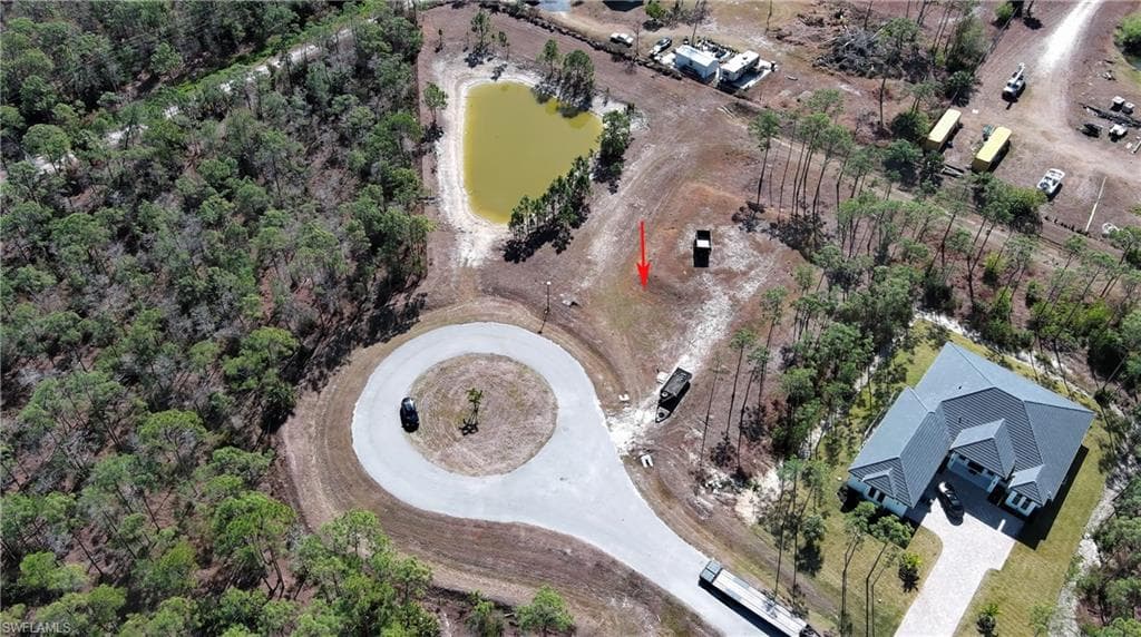 25460 Divot DR, BONITA SPRINGS FL 34135-5