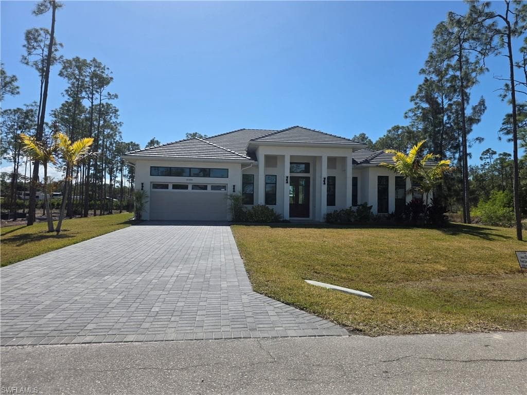 25460 Divot DR, BONITA SPRINGS FL 34135-12