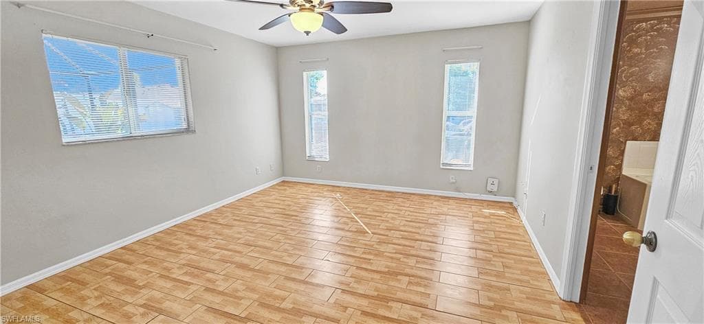 6078 Laurelwood DR, FORT MYERS FL 33905-22