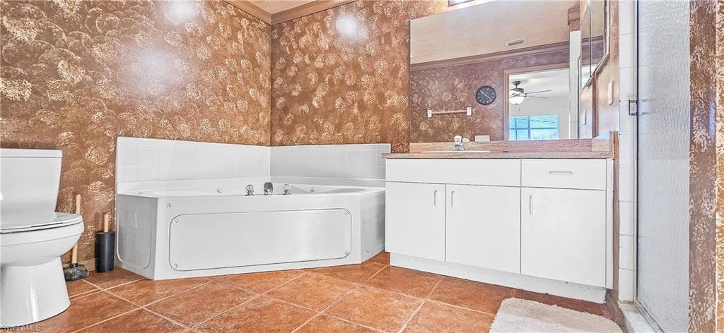 6078 Laurelwood DR, FORT MYERS FL 33905-26