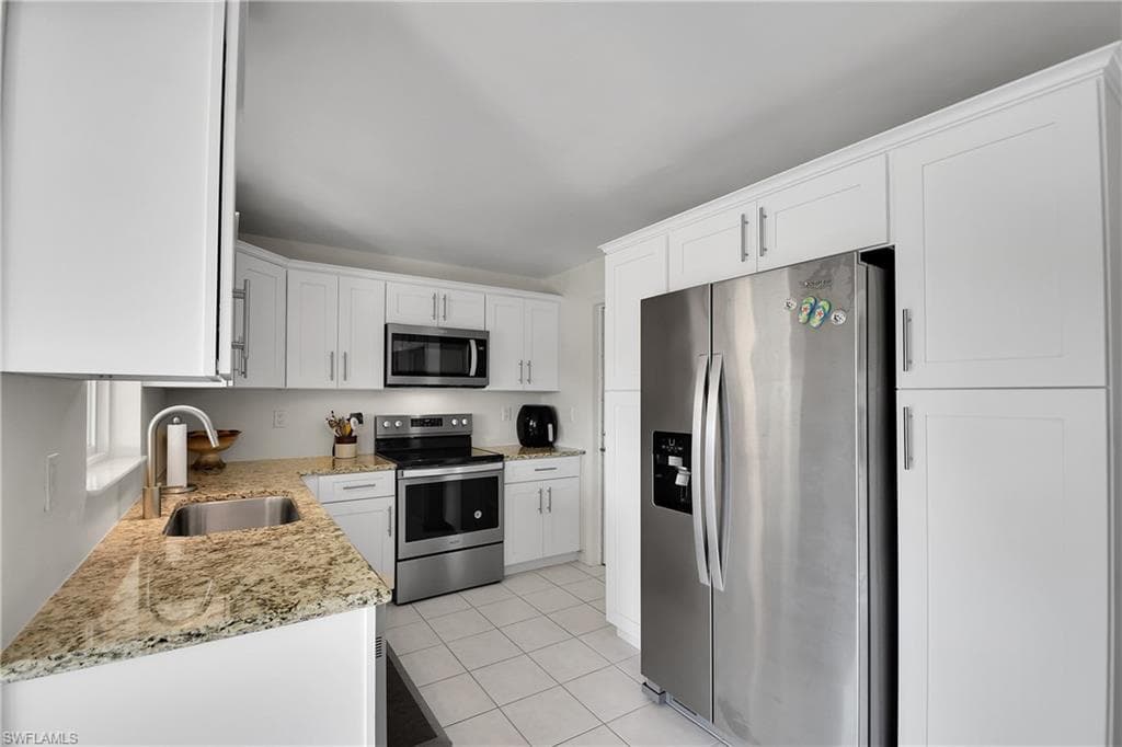 3018 SE 18th PL-15