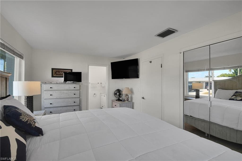 3018 SE 18th PL-13