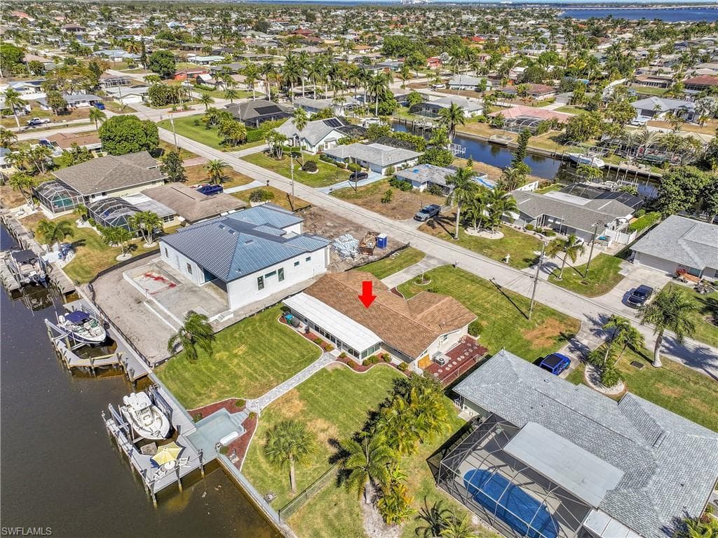 3018 SE 18th PL-30