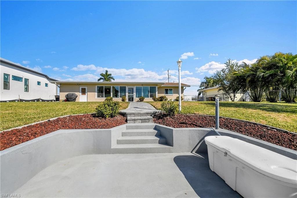 3018 SE 18th PL-28