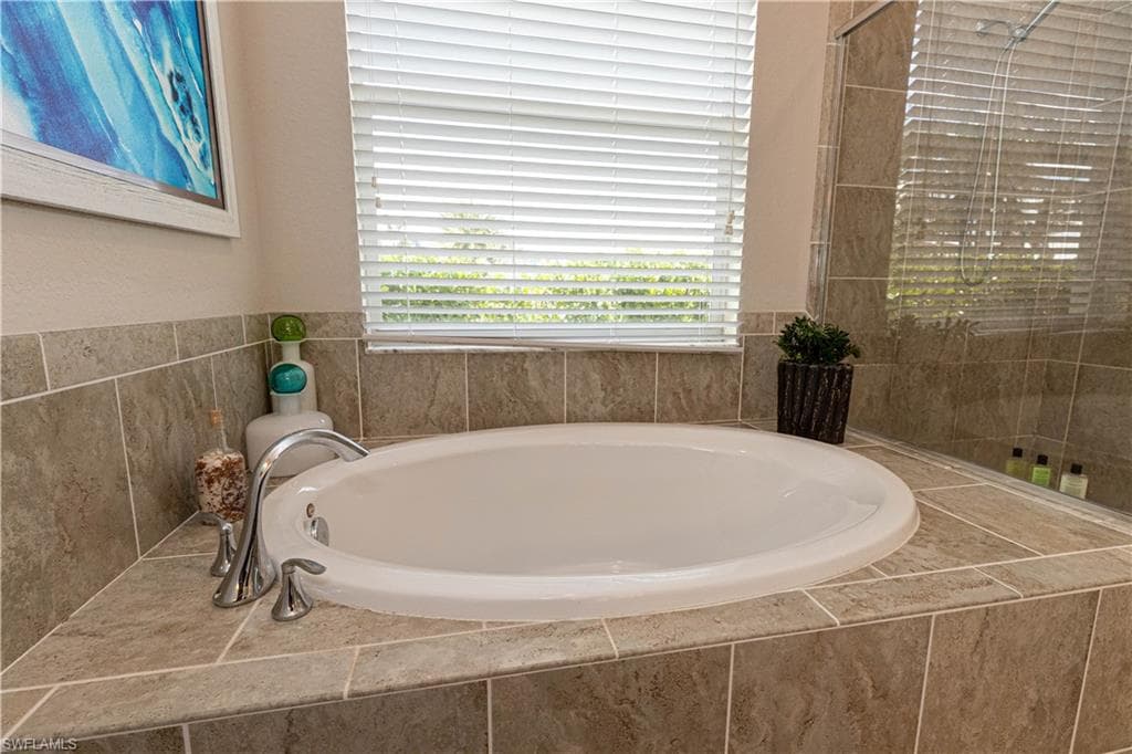 3650 Crimson LN, FORT MYERS FL 33916-15