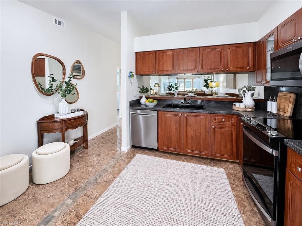 3420 Frosty WAY 4902-8