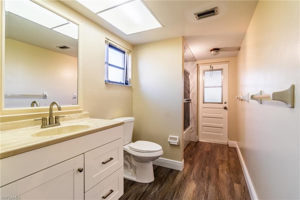 2523 SE 24th PL, CAPE CORAL FL 33904-22