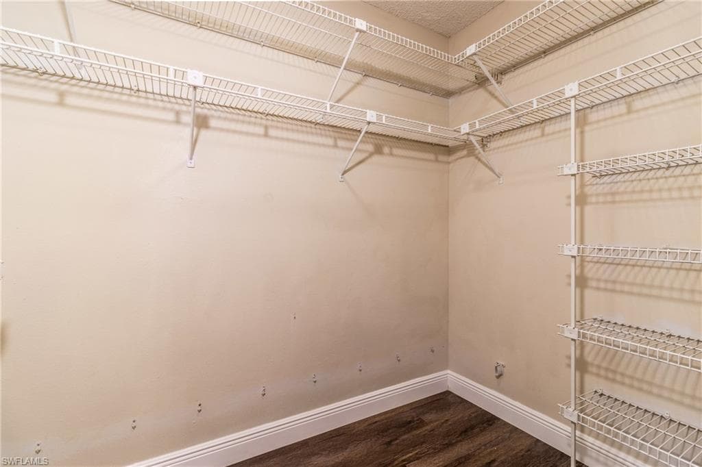 2523 SE 24th PL, CAPE CORAL FL 33904-16