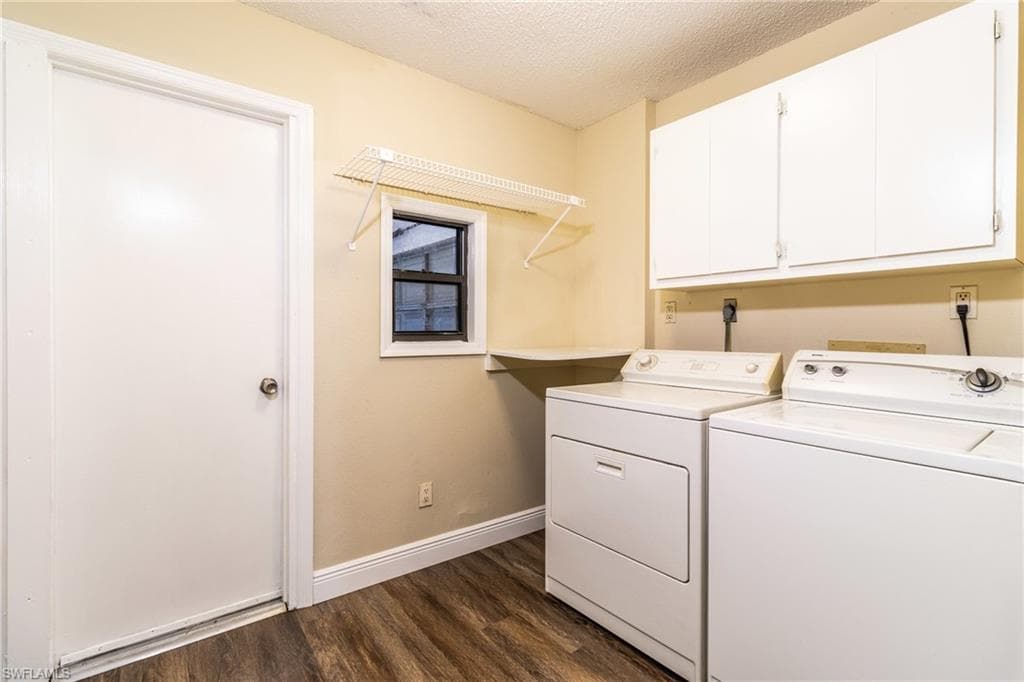 2523 SE 24th PL, CAPE CORAL FL 33904-25