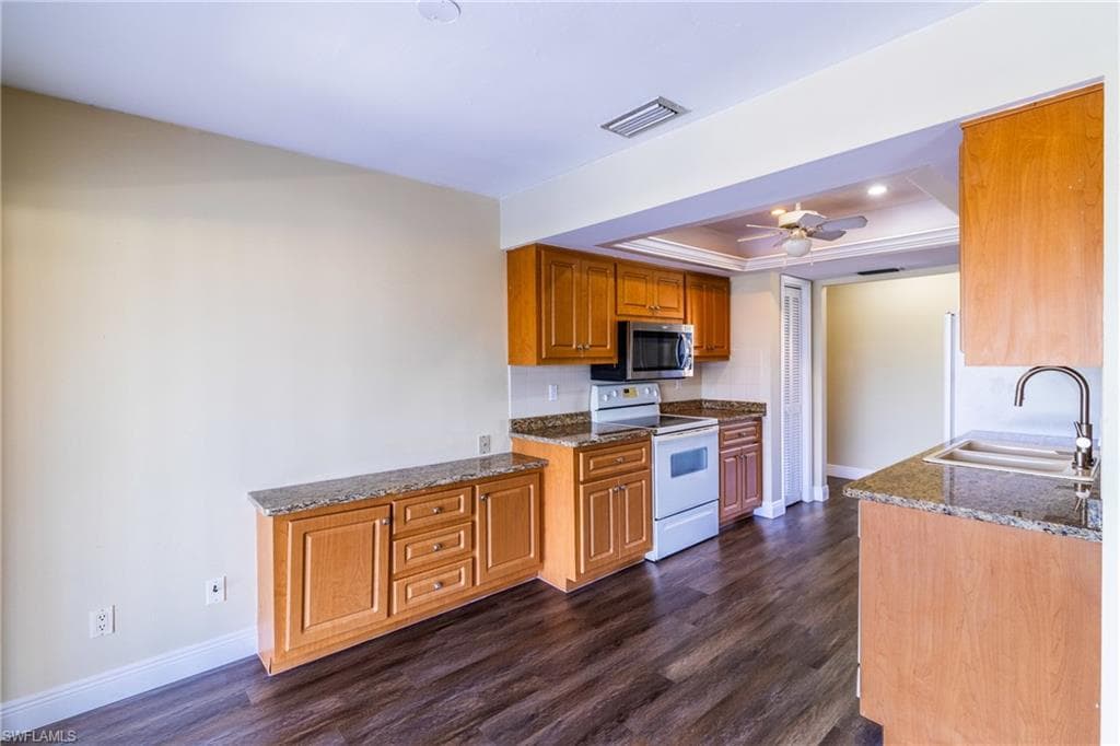 2523 SE 24th PL, CAPE CORAL FL 33904-6