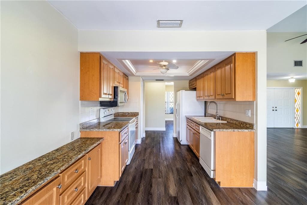 2523 SE 24th PL, CAPE CORAL FL 33904-9