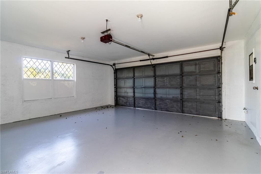 2523 SE 24th PL, CAPE CORAL FL 33904-47