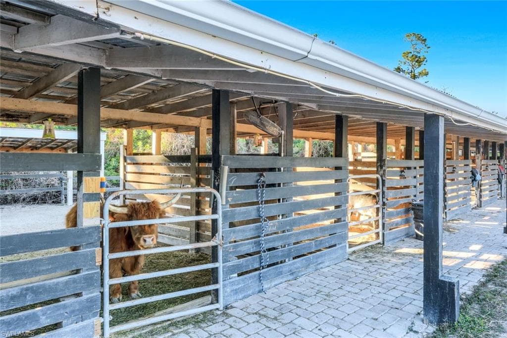 13731 E Terry ST, BONITA SPRINGS FL 34135-41