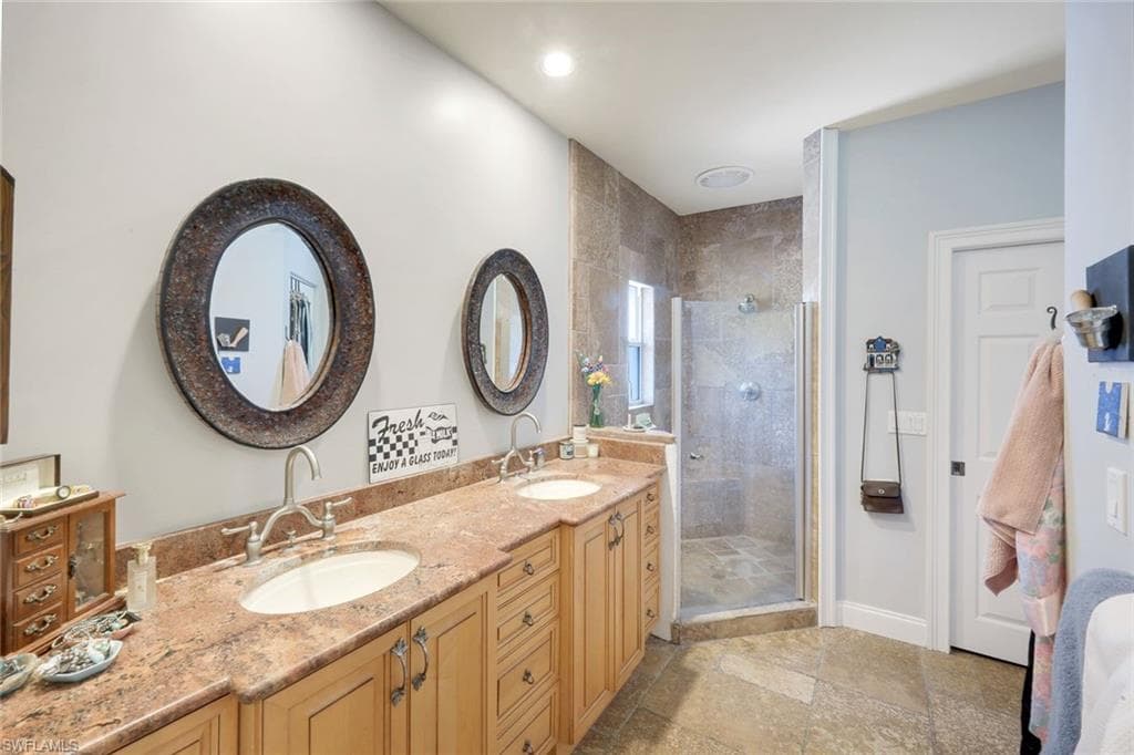 13731 E Terry ST, BONITA SPRINGS FL 34135-12