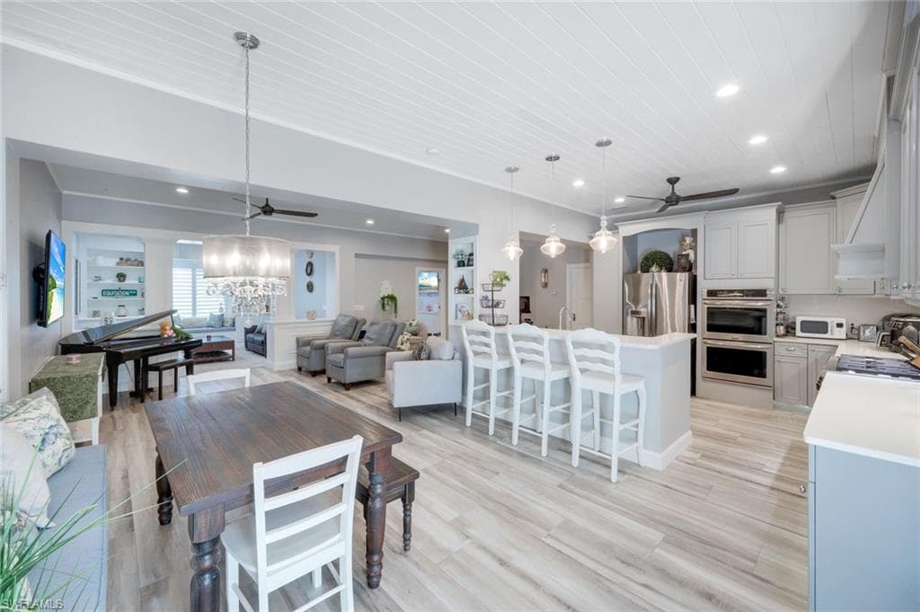 13731 E Terry ST, BONITA SPRINGS FL 34135-21