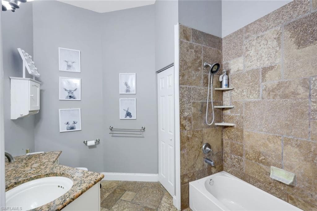 13731 E Terry ST, BONITA SPRINGS FL 34135-13