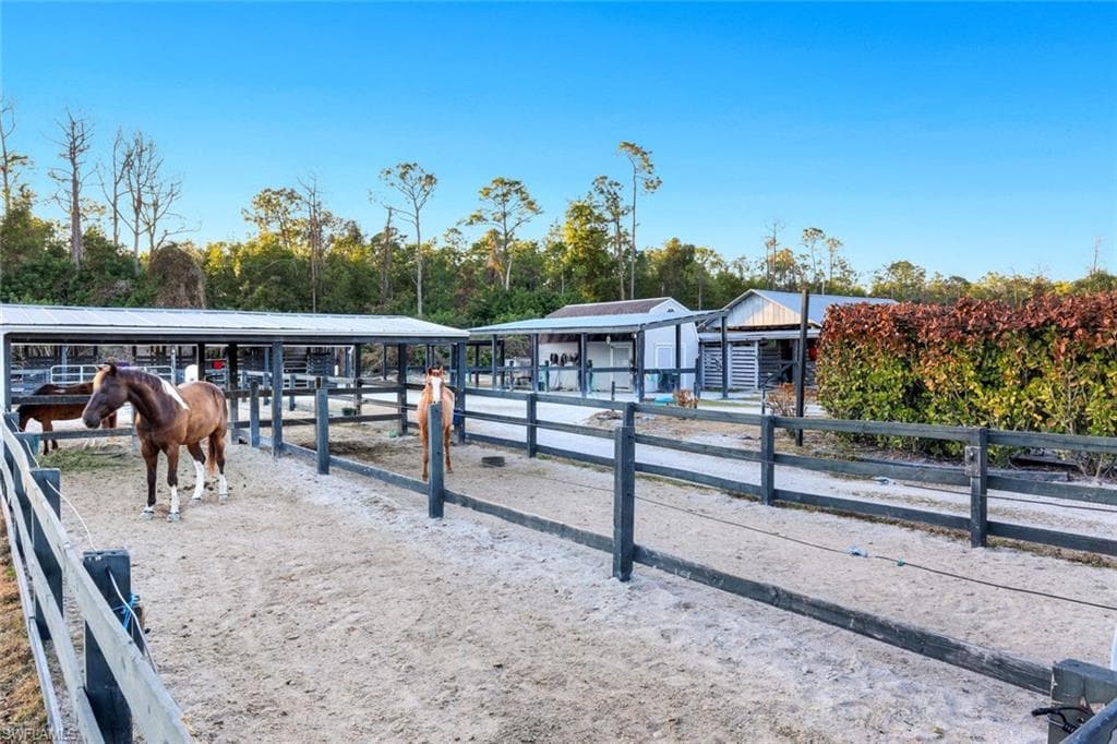 13731 E Terry ST, BONITA SPRINGS FL 34135-40