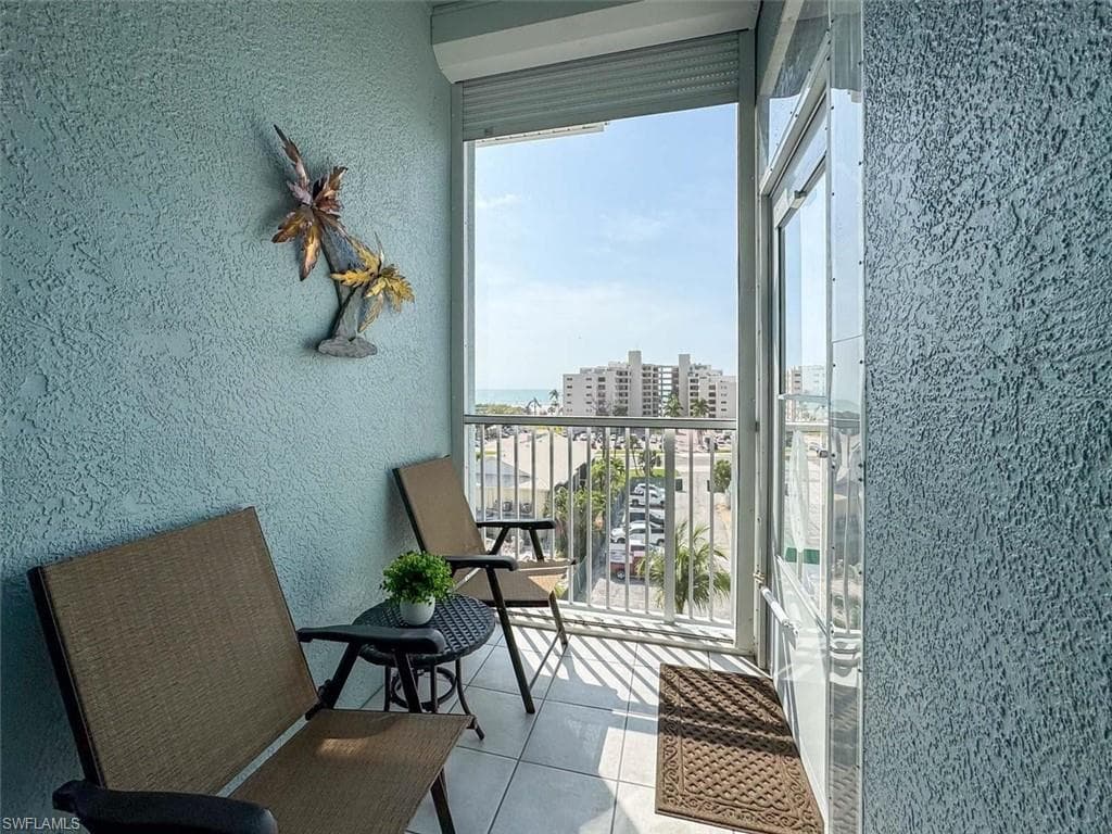 22748 Island Pines WAY # 503, FORT MYERS BEACH FL 33931-1