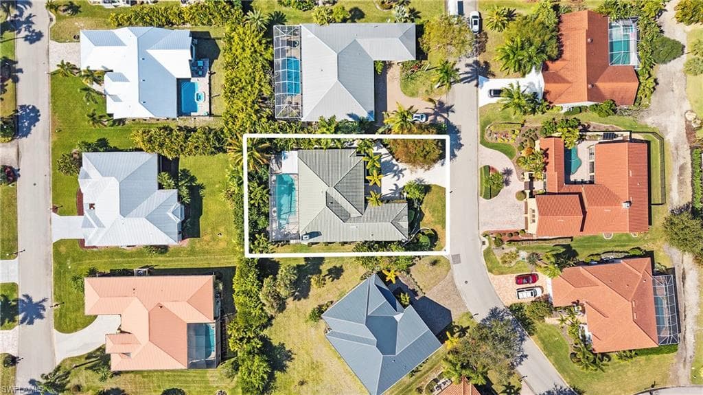 8558 S Lake CIR, FORT MYERS FL 33908-45