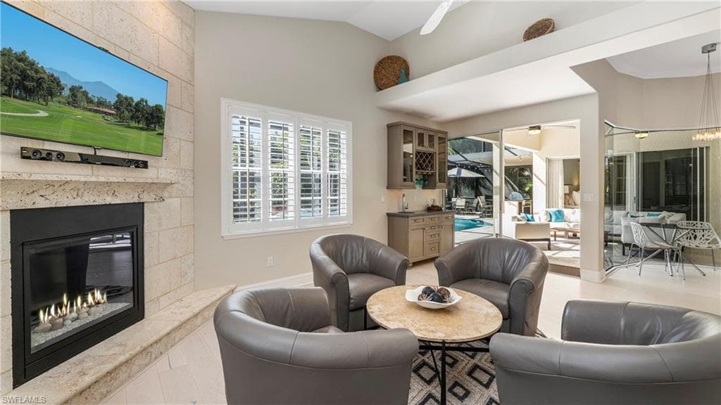8558 S Lake CIR, FORT MYERS FL 33908-11