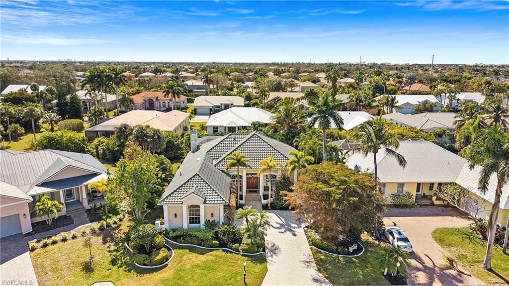 8558 S Lake CIR, FORT MYERS FL 33908-40