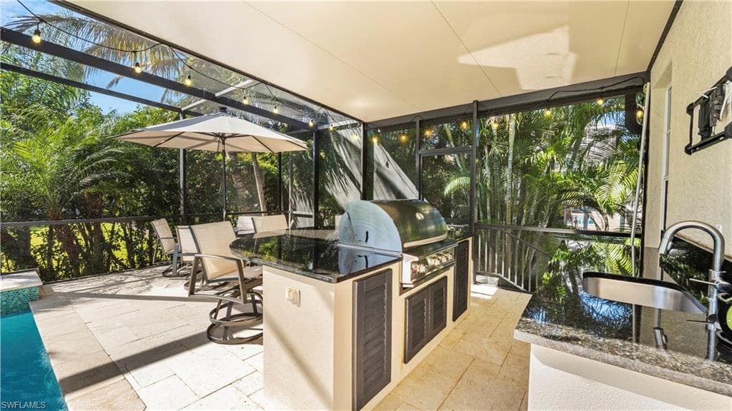 8558 S Lake CIR, FORT MYERS FL 33908-39