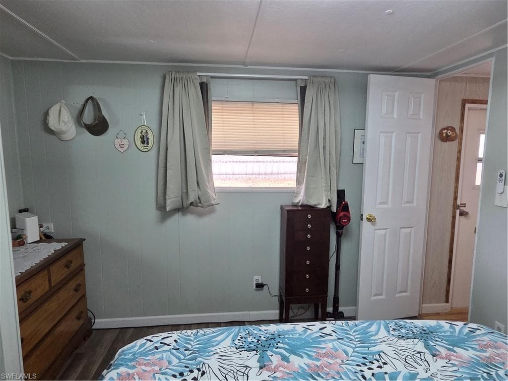 881 Homestead DR, NORTH FORT MYERS FL 33917-21