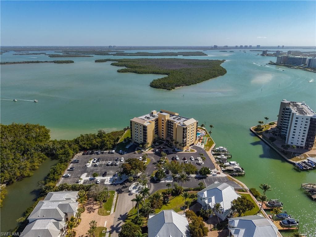 400 Lenell RD # 107, FORT MYERS BEACH FL 33931-1