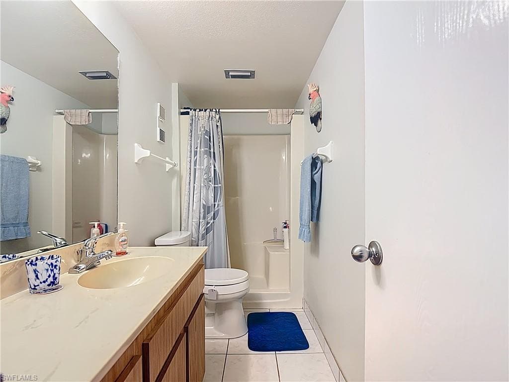 400 Lenell RD # 107, FORT MYERS BEACH FL 33931-17
