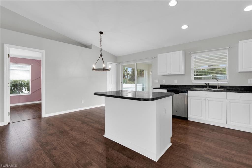 6121 Hutton CT, FORT MYERS FL 33905-6