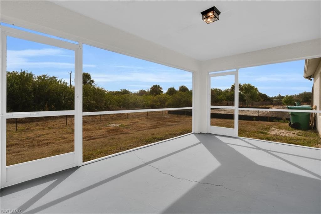 6121 Hutton CT, FORT MYERS FL 33905-23