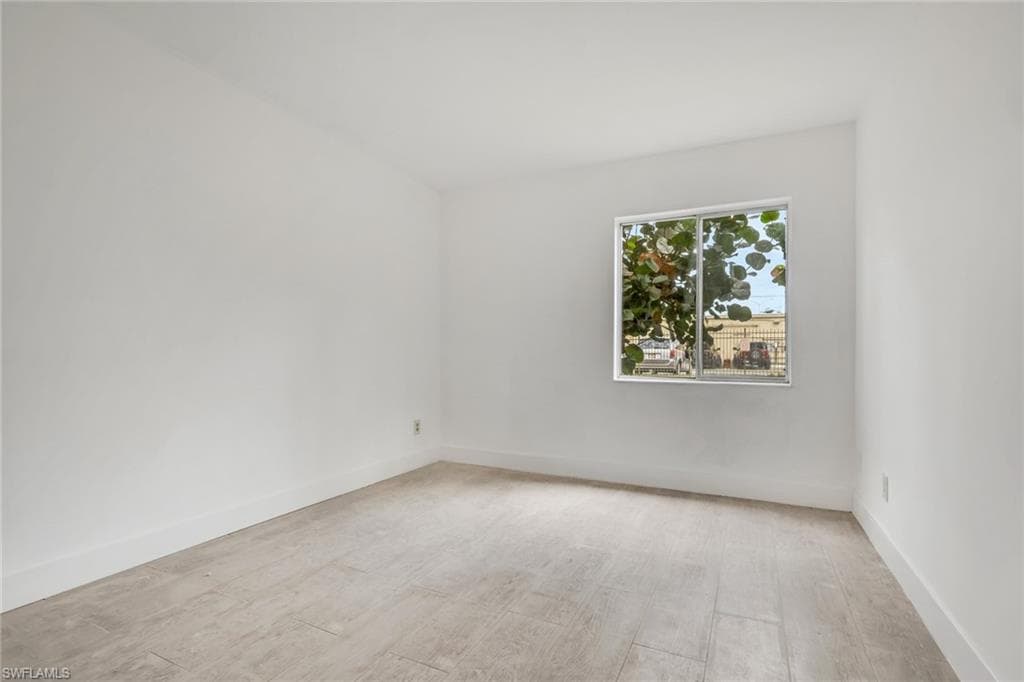 2366 E. Mall Dr Apt. 101-21